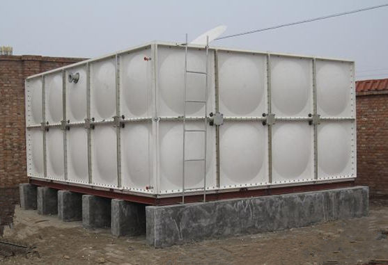 如果玻璃鋼水箱底部和角落泄漏，該怎么辦？