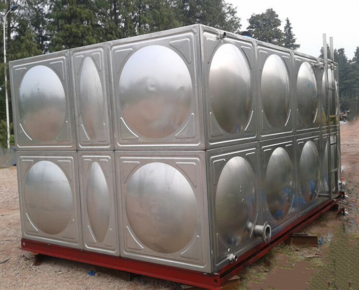 不銹鋼水箱內(nèi)部清理的要點