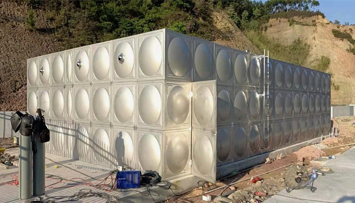 不銹鋼消防水箱底座怎么設計的？